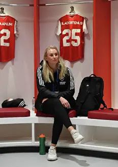 Arsenal Women V FC Zurich Frauen 2022-23 Prints: Arsenal's Kaylan Marckese Gears Up in Emirates Stadium Changing Room Ahead of Champions League Clash