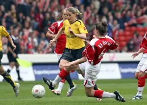 Arsenal's Kelly Smith Celebrates Victory Over Charlton's Maria Bertelli in FA Cup Final