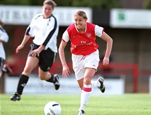 Arsenal's Kelly Smith Shines: 14-0 Victory Over Fulham in Women's Premier League