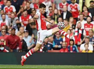 Arsenal's Kieran Tierney in Action Against Chelsea at Emirates Stadium - 2021-22 Premier League
