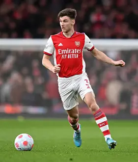 Arsenal's Kieran Tierney in Action Against Leicester City - Premier League 2021-22