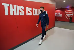 Arsenal's Kieran Tierney Gears Up for Arsenal v Burnley Clash (2021-22)