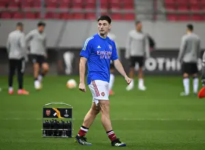 Arsenal's Kieran Tierney Gears Up for Arsenal v SL Benfica Europa League Clash in Piraeus