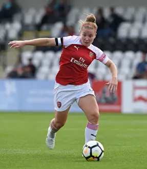 Arsenal's Kim Little in Action: Arsenal Women vs West Ham United - Continental Cup