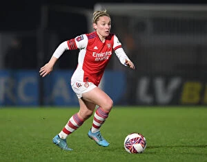Arsenal Women v Reading Women 2021-22 Collection: Arsenal's Kim Little in Action Against Reading Women in FA WSL Match