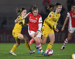 Arsenal's Kim Little Clashes with Reading Duo in FA WSL Battle