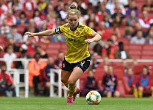Arsenal's Kim Little Dazzles in Emirates Cup Showdown Against FC Bayern Munich
