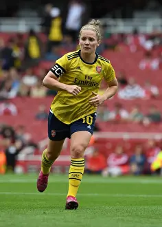 Arsenal's Kim Little Stars in Arsenal Women's Triumph over FC Bayern Munich at Emirates Cup