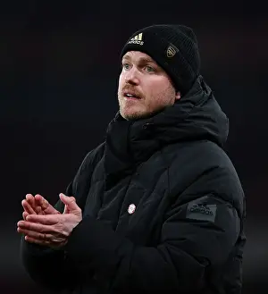 Arsenal Women V Olympique Lyonnais 2022-23 Prints: Arsenal's Kim Little: Unwavering Focus Ahead of Arsenal vs