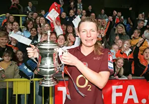 Arsenal's Kirsty Pealling Triumphs with the FA Cup: Arsenal Ladies 5-0 Leeds United Ladies, Womens FA Cup Final, 2006