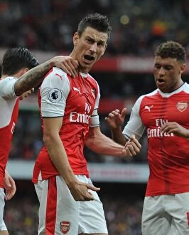 Arsenal v Southampton 2016-17 Collection: Arsenal's Koscielny Scores First Goal: Arsenal 1- Southampton (2016-17)