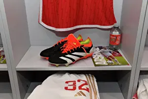 Arsenal's Kyra Cooney-Cross Gears Up for Barclays Super League Showdown in New Adidas Boots