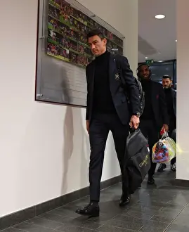 Arsenal V Newcastle United 2018-19 Prints: Arsenal's Laurent Koscielny Prepares for Newcastle United Clash at Emirates Stadium