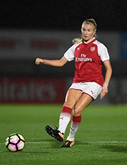 Arsenal's Leah Williamson in Action: Arsenal Women vs Everton Ladies Pre-Season Match