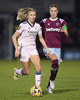Images Dated 6th February 2023: Arsenal's Leah Williamson in Action during Barclays Women's Super League Match against West Ham