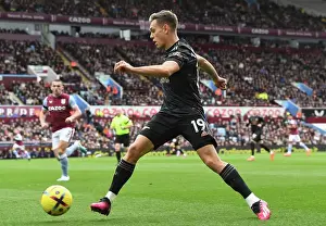 Aston Villa V Arsenal 2022-23 Prints: Arsenal's Leandro Trossard in Action against Aston Villa in Premier League Clash (2022-23)