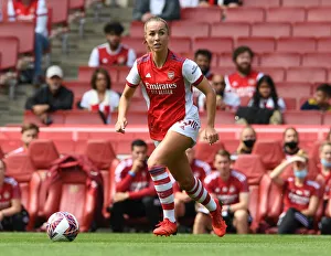 Arsenal Women V Chelsea Women - Mind Series 2021-22 Prints: Arsenal's Lia Walti in Action: Arsenal Women vs