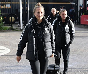 Images Dated 28th September 2022: Arsenal's Lia Walti Prepares for AFC Ajax Showdown in UEFA Women's Champions League