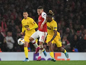 Arsenal's Lucas Torreira Overpowers Standard Liege's Samuel Bastien in Europa League Clash