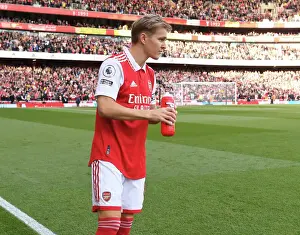 Arsenal's Martin Odegaard Gears Up for Arsenal v Liverpool Showdown (2022-23)