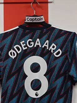 Arsenal's Martin Odegaard Prepares for Southampton Clash in Premier League