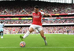 Arsenal's Martinelli in Action: Arsenal FC vs Nottingham Forest, Premier League 2023-24