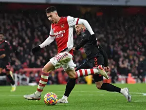 Arsenal's Martinelli Clashes with Southampton's Redmond in Premier League Showdown