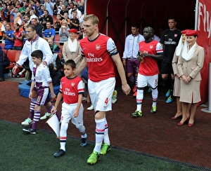 Arsenal V Aston Villa 2013-14 Prints: Arsenal's Per Mertesacker Before Arsenal vs. Aston Villa, 2013-14 Premier League