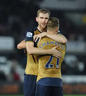 Arsenal's Mertesacker and Chambers: Victory Celebration vs Swansea City (2015-16)