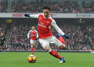 Arsenal V Hull City 2016-17 Prints: Arsenal's Mesut Ozil: In Action Against Hull City (2016-17) - Premier League Showdown at Emirates Stadium