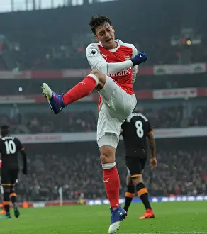 Arsenal V Hull City 2016-17 Prints: Arsenal's Mesut Ozil in Action against Hull City (Premier League 2016-17)