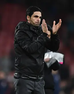 Arsenal's Mikel Arteta Applauds Fans after AFC Bournemouth Victory, Premier League 2019-20
