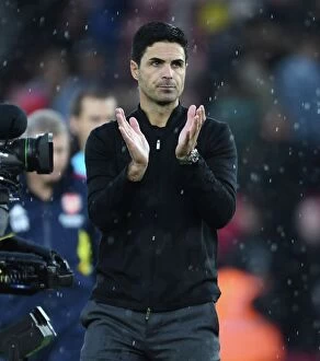 Images Dated 23rd October 2022: Arsenal's Mikel Arteta Applauds Fans after Southampton Victory, 2022-23 Premier League