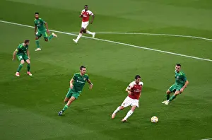 Arsenal's Mkhitaryan Faces Off Against Vorskla's Sharpar in Europa League Clash