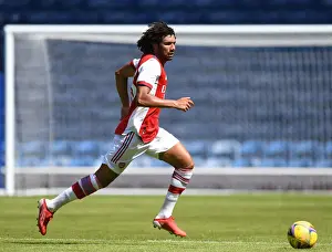 Glasgow Rangers V Arsenal 2021-22 Prints: Arsenal's Mo Elneny in Action: Glasgow Rangers vs Arsenal (2021 Pre-Season Clash)
