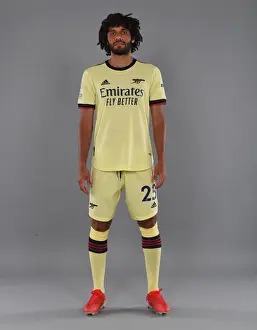 Arsenal's Mo Elneny Kick-Starts 2021-22 Season at London Colney Training Ground