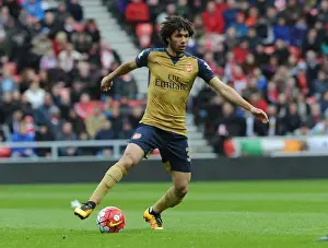 Sunderland V Arsenal 2015-16 Prints: Arsenal's Mohamed Elneny in Action: Sunderland vs Arsenal (2015-16 Premier League)