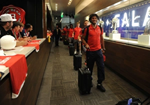 Arsenal V Chivas 2016-17 Prints: Arsenal's Mohamed Elneny Gears Up for Arsenal vs. Chivas (2016-17)