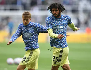 Newcastle United V Arsenal 2021-22 Prints: Arsenal's Mohamed Elneny Prepares for Newcastle United Clash in Premier League (Newcastle United vs Arsenal)