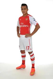 Arsenal's New Star: Alexis Sanchez Unveiled at Emirates Stadium (2014-15)