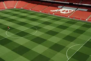Official Flickr Prints: Arsenal's Newly Resurfaced Emirates Stadium Pitch: First Look