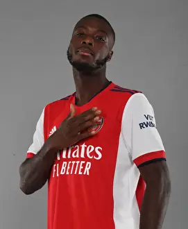 Arsenal's Nicolas Pepe Kicks Off New Season Training at London Colney