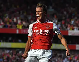 Arsenal's Odegaard Scores First Goal: Arsenal FC vs Manchester United, Premier League 2023-24