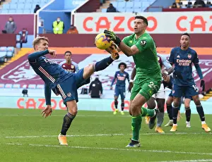 Arsenal's Odegaard Thwarted by Villa's Martinez: Aston Villa vs Arsenal, Premier League 2021