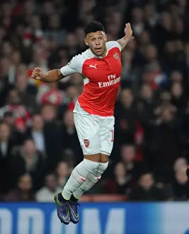 Arsenal V Bayern Munich 2015/16 Prints: Arsenal's Oxlade-Chamberlain in Action against FC Bayern Munich - UEFA Champions League 2015/16