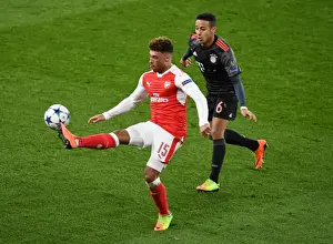 Arsenal's Oxlade-Chamberlain Faces Off Against Bayern's Thiago in Champions League Showdown