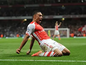 Arsenal's Oxlade-Chamberlain Scores Thriller in Arsenal v Tottenham Rivalry (2014-15)