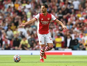 Arsenal's Pablo Mari Goes Head-to-Head with Chelsea in the 2021-22 Premier League Showdown