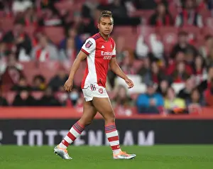 Arsenal's Parris Shines in FA WSL Showdown against Tottenham at Emirates Stadium