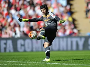 Arsenal's Petr Cech in Action at the 2015-16 FA Community Shield: Arsenal vs. Chelsea